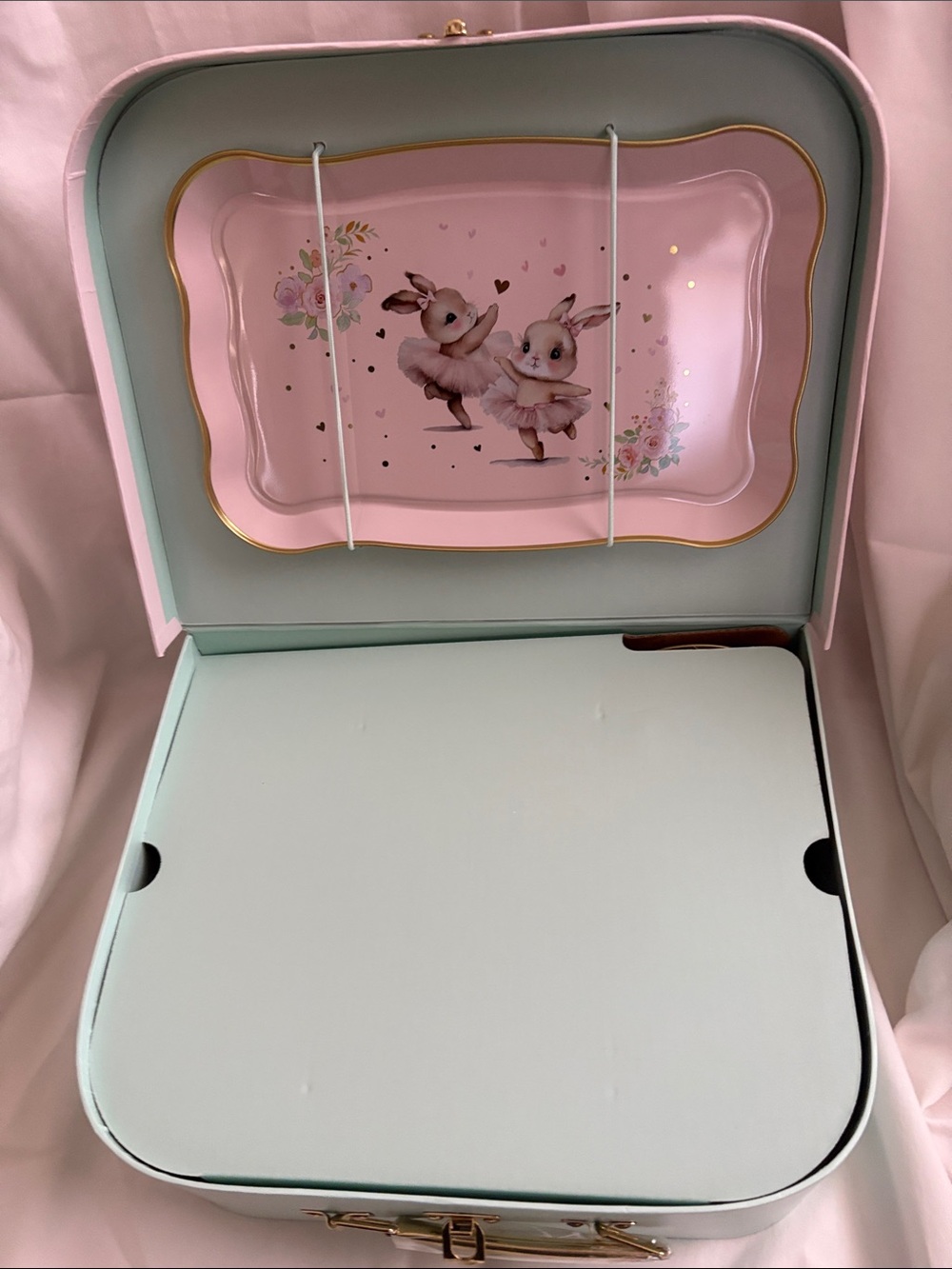 Girl's Play Tea Party Ballet Bunny in Tutu Tin Tea Set w Case New - Picture 14 of 16